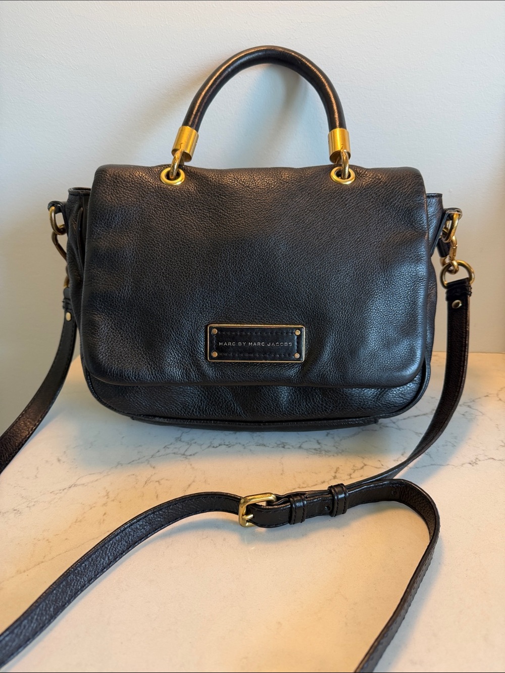 Marc By Marc Jacobs Black Leather Top-Handle Shoulder Bag with Gold Hardware